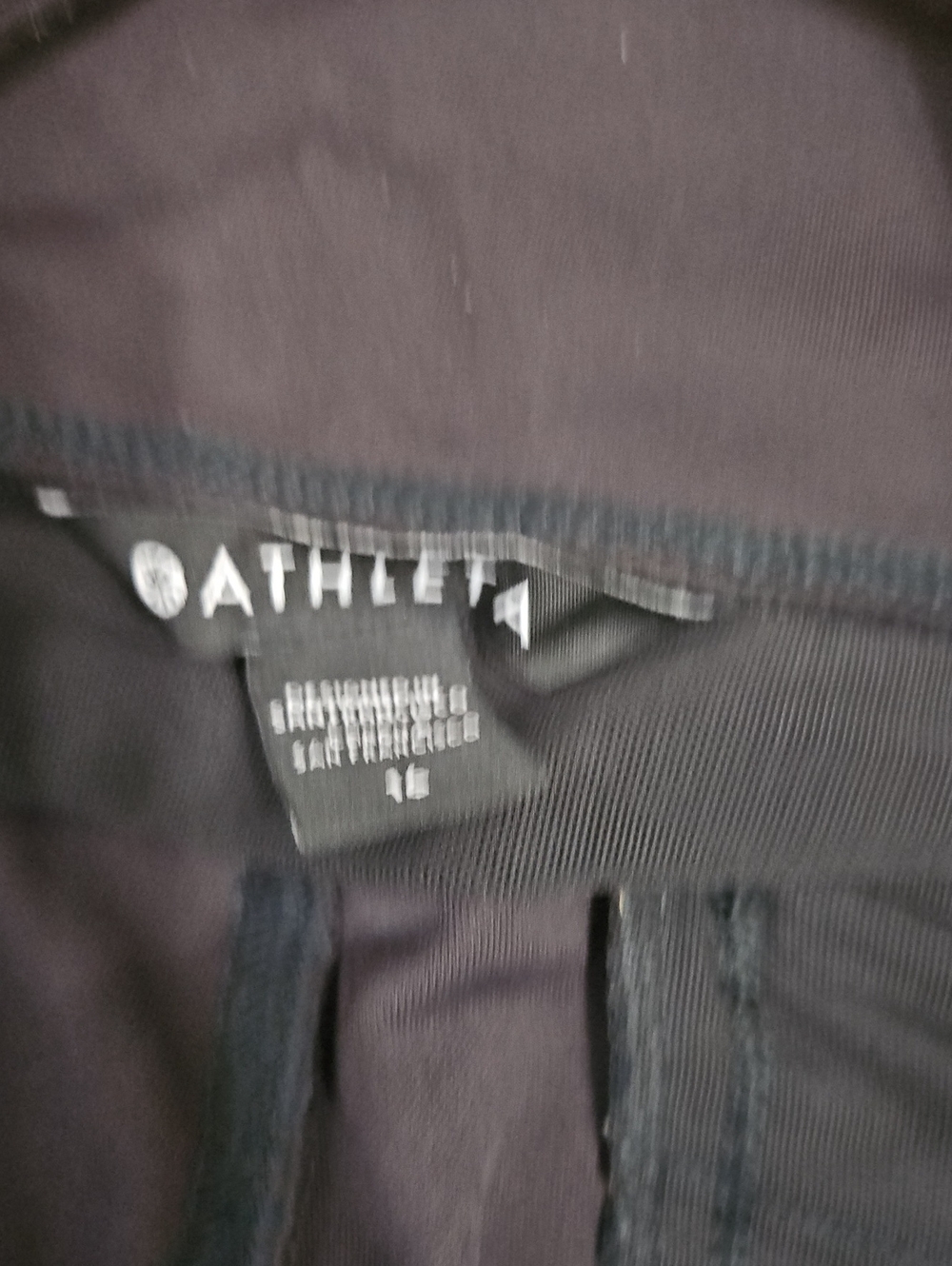 Athleta Black Headlands Hybrid Cargo Tight, Size 16 - Picture 6 of 8